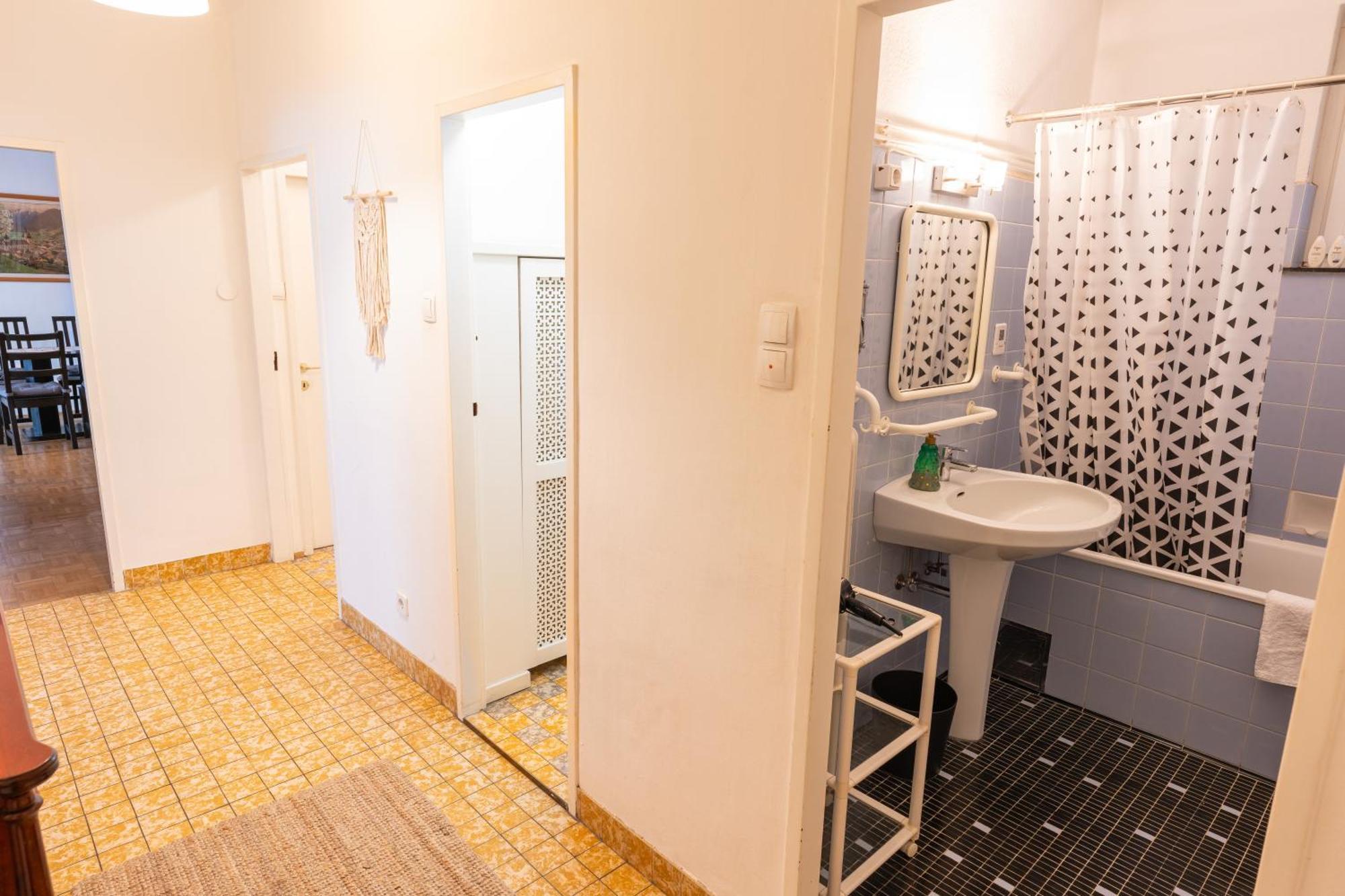 Central Living Apartment Opera Wien Exterior foto